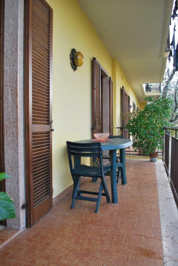 Aldinhaus Apartment Brenzone sul Garda Luaran gambar