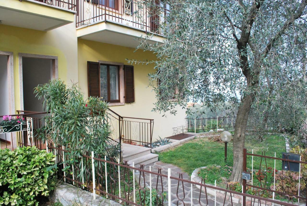 Aldinhaus Apartment Brenzone sul Garda Luaran gambar