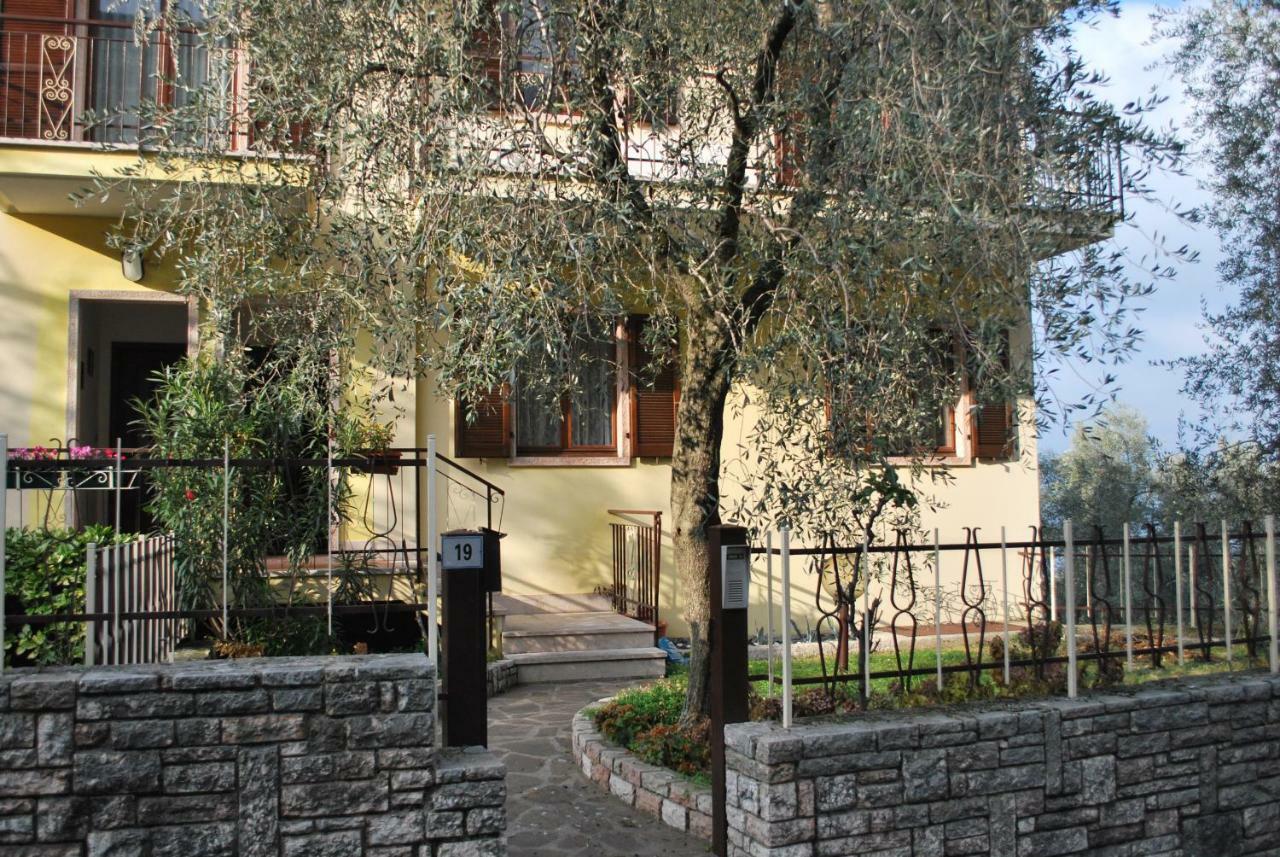 Aldinhaus Apartment Brenzone sul Garda Luaran gambar